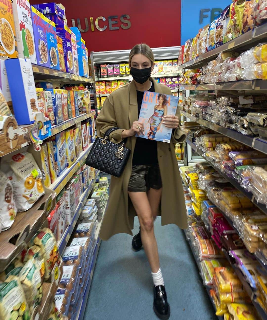 Camille Charriereのインスタグラム：「Big outing (lol) to pick up the Big Fashion Issue featuring a big ol’ snoop around my (/our @francoislarpin) lil flat... More importantly, big BIG love to @lauraantoniajordan for her warm words (read the piece on the shop floor couldnt help myself ha!). This was without doubt one of the more intimate interviews iv ever given as it goes into how long it has taken me to start building a home... plus you’ll be happy to hear i share my lil black book of vintage furniture spots, as you guys are constantly asking where i get my bits from and always groan when i say its second-hand. Time to add these gems to your saved tabs and start scavenging!  In this week’s @graziauk, so pull your socks up and go support your local newspaper vendor, they really needs us rn (asweh, am not just sayin that because am in the damn thing😜).」