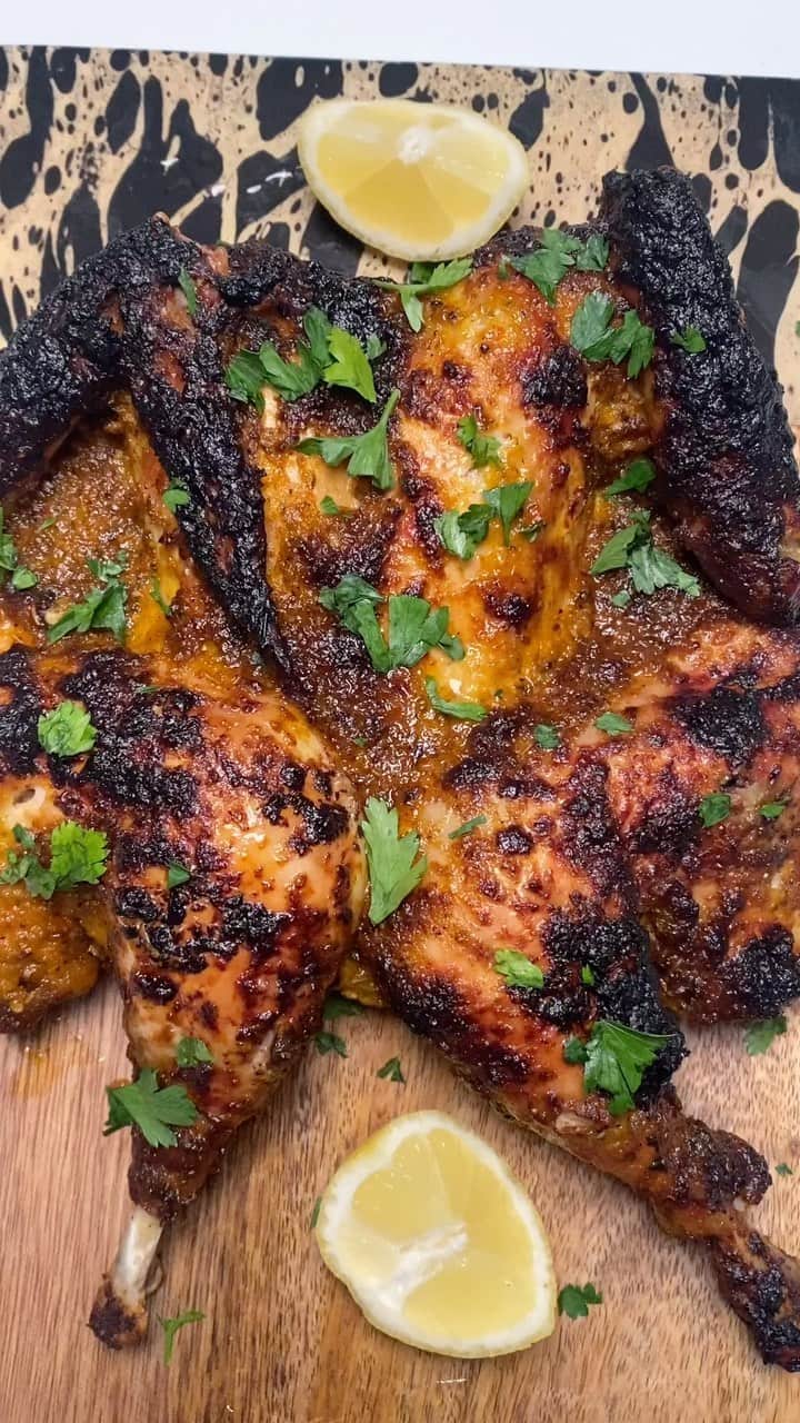 ジョーダン・ダンのインスタグラム：「Dinner inspo for the weekend Spatchcock Mozambican peri peri chicken is a winner 😍🔥😍🔥😍」