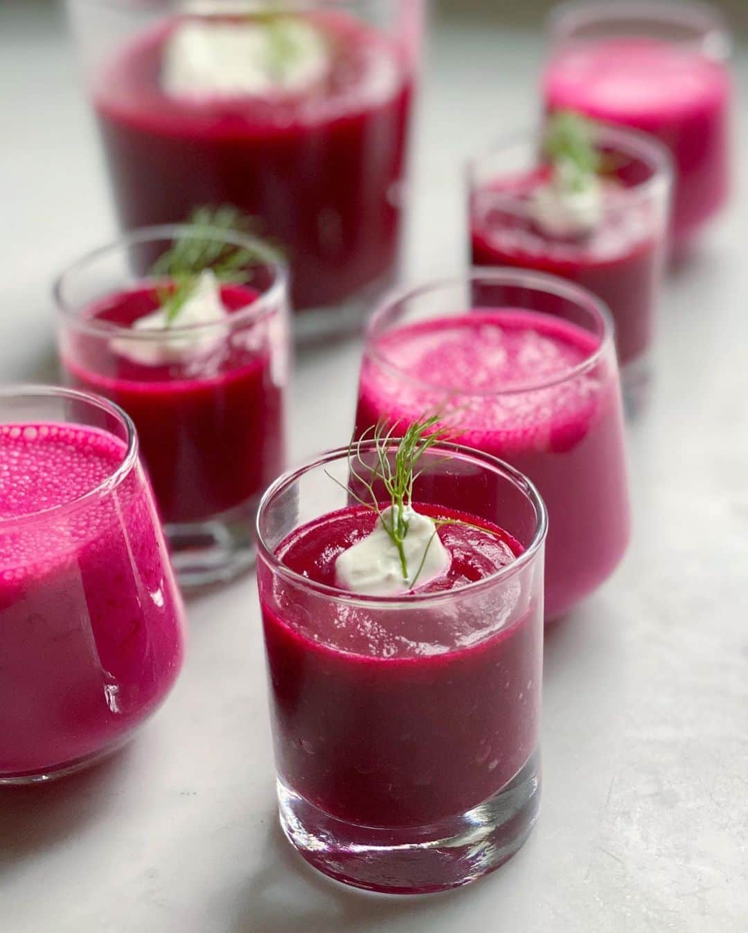 Vitamix Global Headquarters Real foodさんのインスタグラム写真 - (Vitamix Global Headquarters Real foodInstagram)「Is this a soup or smoothie? Trick question, it's kinda both! 🤷 • This 📸is a sweet and savory dish borscht, a common in Eastern Europe and Northern Asia. It can be prepared chunky or smooth, hot or cold, and varies in flavor depending on the region. Check out @itslaurenofcourse's post to learn more and get this Chilled Beet Borscht recipe via their link in bio! • Keep sharing your blends with us using #vitamix and tagging @vitamix in your recipe posts! We love learning about whole food, plant-based, cultural recipes from you! • #repost #itslaurenofcourse #borscht #beet #beets #smoothierecipes #soup #vegan #plantbased #plantbasedrecipes #plantbasedsoup #vitamix #myvitamix #wholefoods #veggies #food52 #bonappetit #recipes #vitamixrecipes」2月27日 3時02分 - vitamix