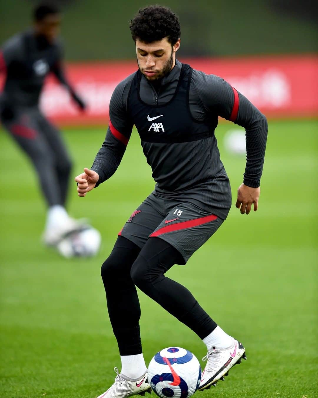 リヴァプールFCさんのインスタグラム写真 - (リヴァプールFCInstagram)「@premierleague on the 🧠 #LFC #LiverpoolFC」2月27日 3時05分 - liverpoolfc