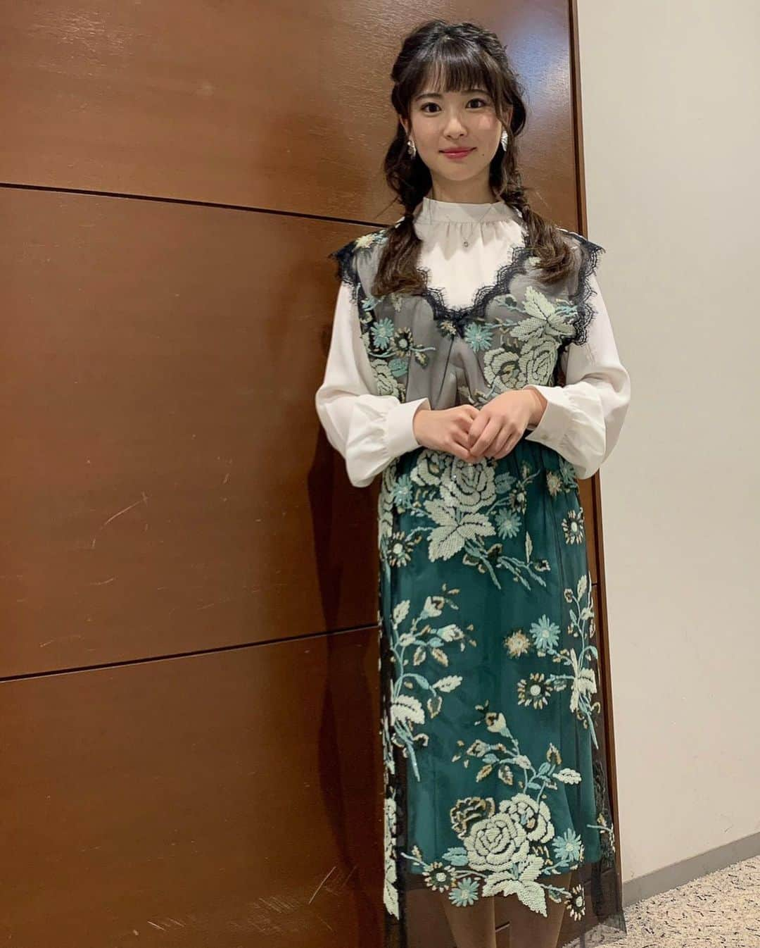 木下彩音さんのインスタグラム写真 - (木下彩音Instagram)「明日、2月27日（土）12時15分〜 NHKバラエティー生活笑百科に出演させていただきます☺️  法律の事について楽しく学べました！ 皆さん是非ご覧ください☺︎✌︎」2月26日 18時22分 - ayane.kinoshita