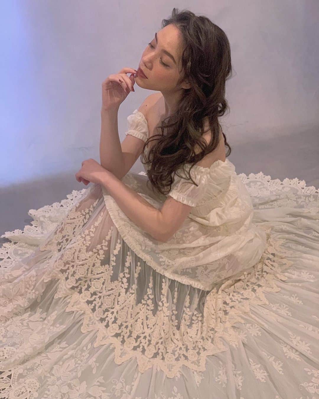 ボートメア ジュリ 雪花さんのインスタグラム写真 ボートメア ジュリ 雪花instagram ウェディング撮影でのヘアは アレンジで まとめていただくことが多かったので 髪を下ろすスタイル ちょっぴり新鮮でした 2月26日 18時19分 Julie1217