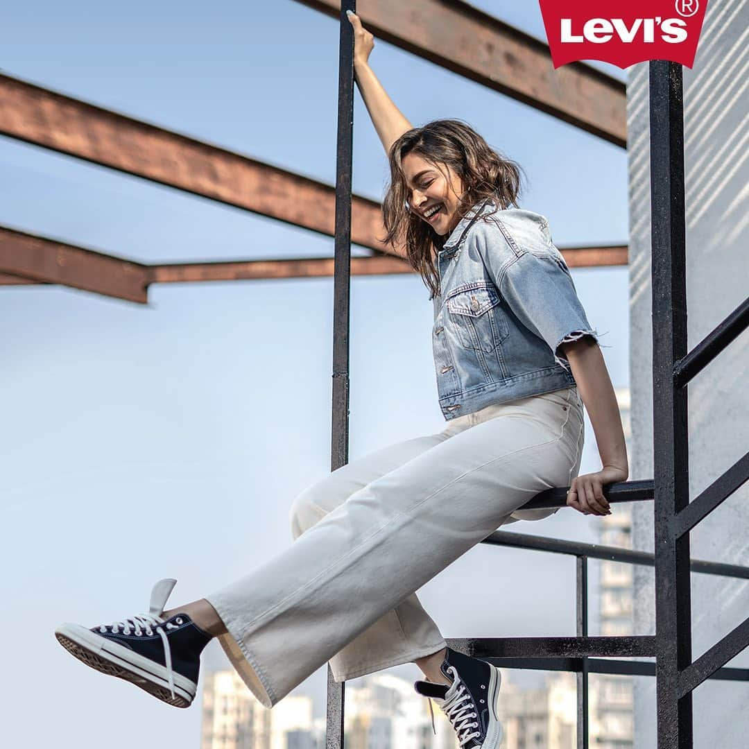 ディーピカー・パードゥコーンさんのインスタグラム写真 - (ディーピカー・パードゥコーンInstagram)「@levis_in x Deepika Padukone」2月26日 18時25分 - deepikapadukone