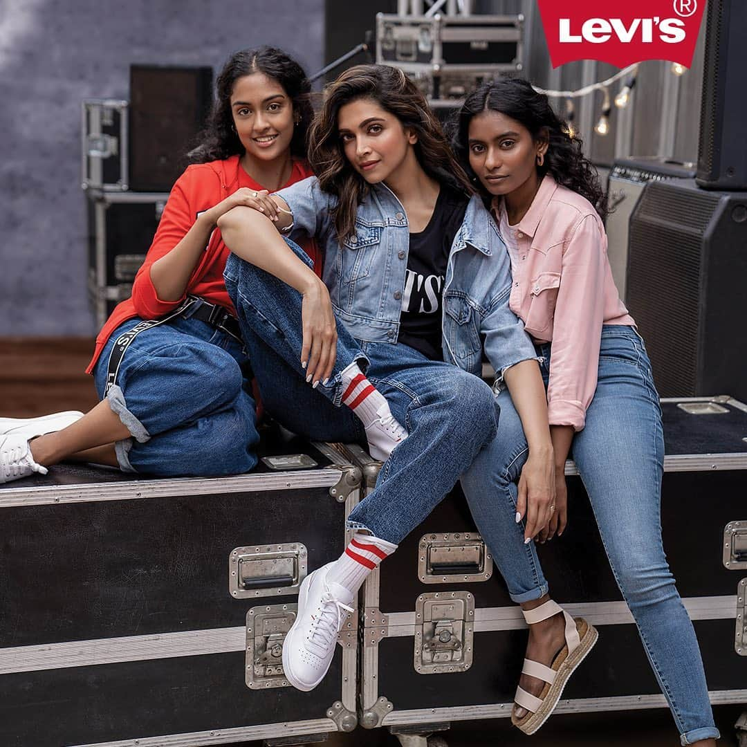 ディーピカー・パードゥコーンさんのインスタグラム写真 - (ディーピカー・パードゥコーンInstagram)「@levis_in x Deepika Padukone」2月26日 18時25分 - deepikapadukone