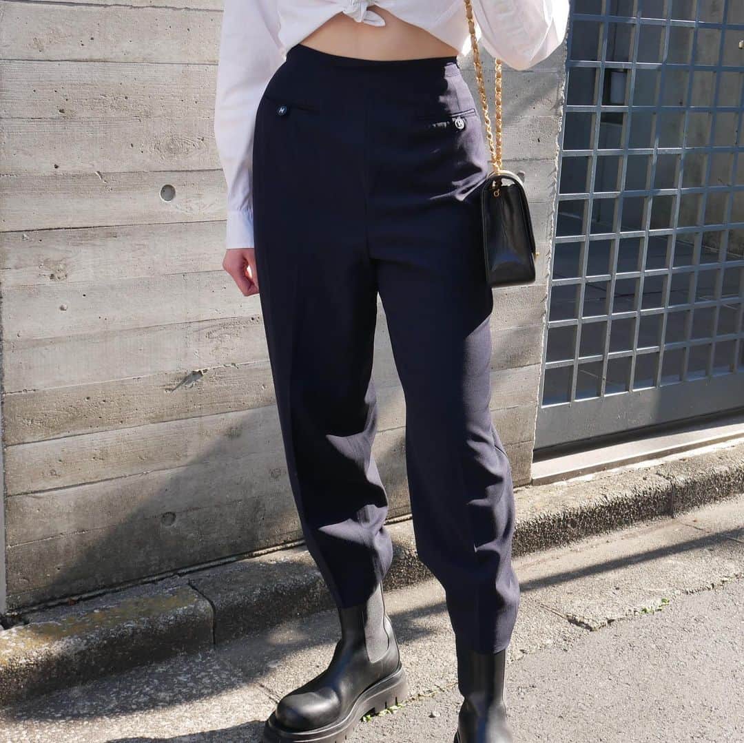 のインスタグラム：「Vintage Pants Wool Navy from 1996 Spring Summer in the size42  🛒Not available on webstore - DM us to order  ✈️Free Shipping Worldwide  📩DM for more info and pricing ➡️info@amorevintagetokyo.com   #Vintage #AmoreTokyo #Authentic」