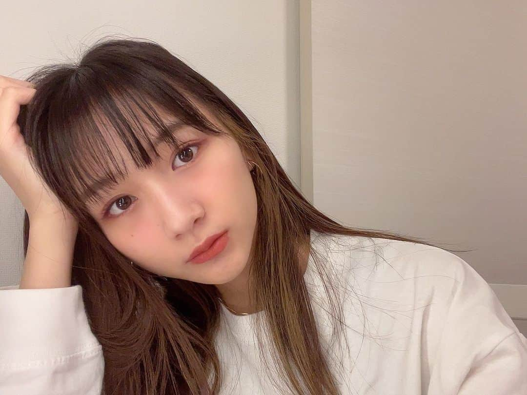 杉本愛里さんのインスタグラム写真 - (杉本愛里Instagram)「リップはみ出してるね😽」2月26日 18時46分 - 12_airiyade_21