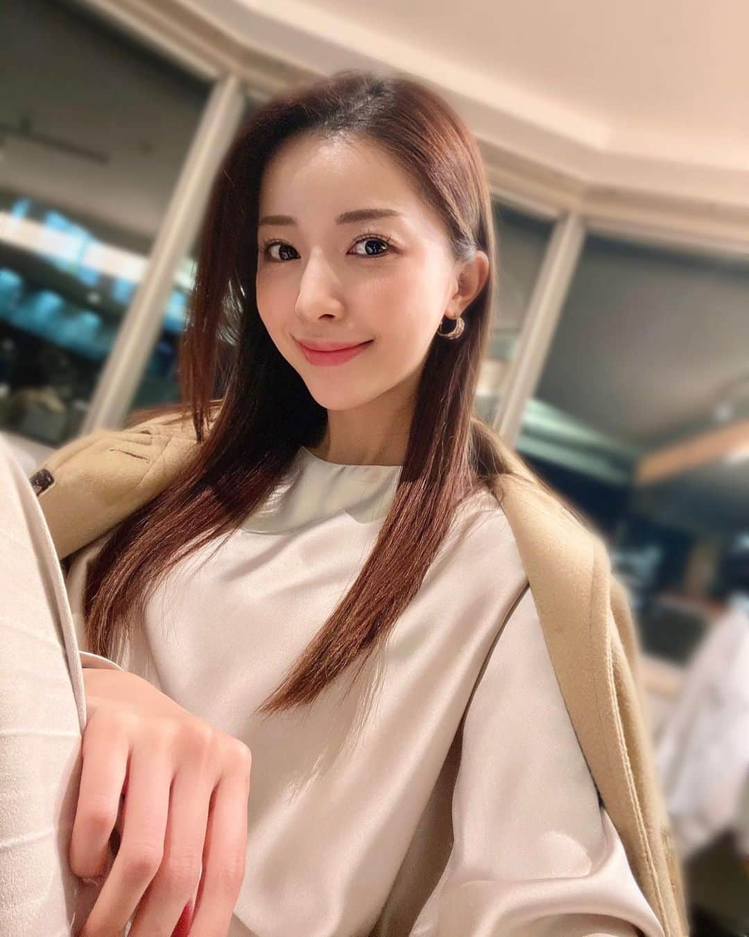 のインスタグラム：「﻿ 　﻿ beige🧡🤍🤎﻿ 　﻿ 　﻿ #beige#イイ感じに撮れた﻿ 　﻿ ﻿」