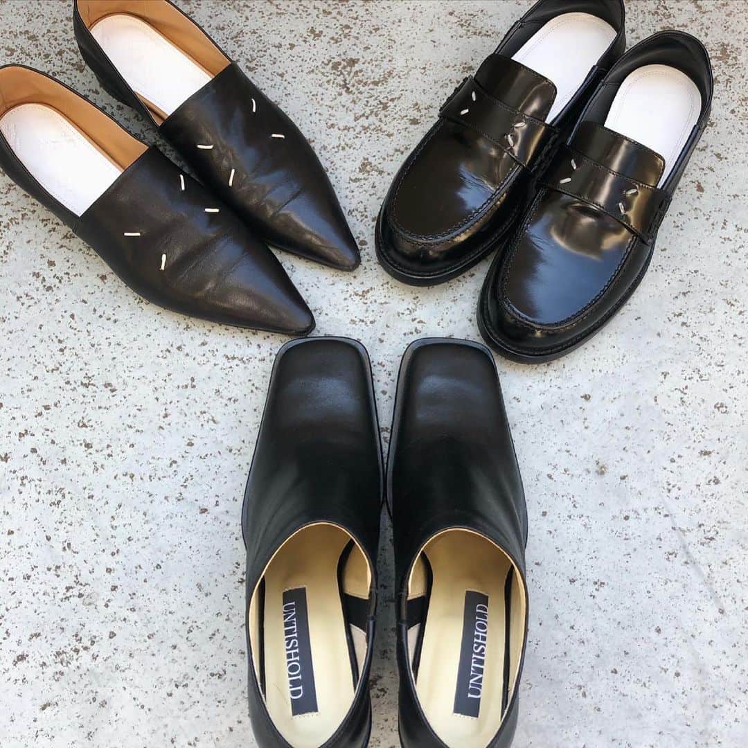 mayumiさんのインスタグラム写真 - (mayumiInstagram)「* いい年齢にもなってきたので 少しずつ素敵な革靴を集めています☺️ . @untishold のブーツはオールシーズンいけちゃうので 今日みたいな日にまさにピッタリ❤︎ *」2月26日 19時56分 - may.uuuu.mi