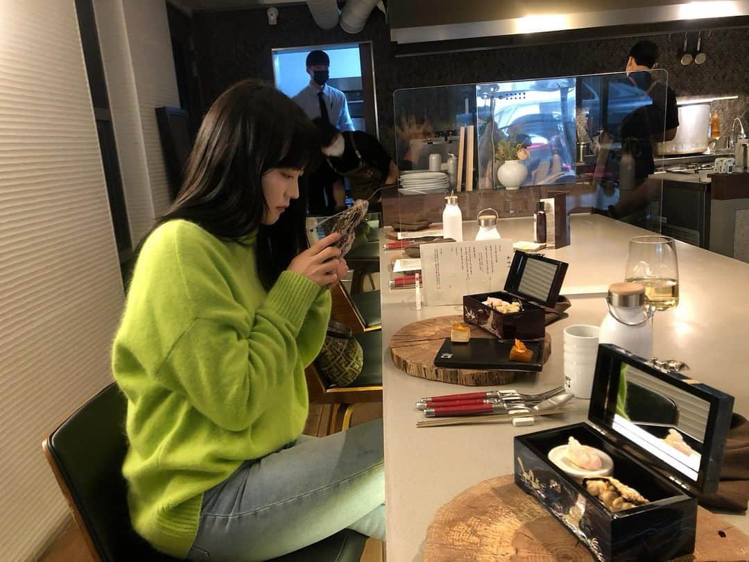 ライムのインスタグラム：「👀👃🏻👄」
