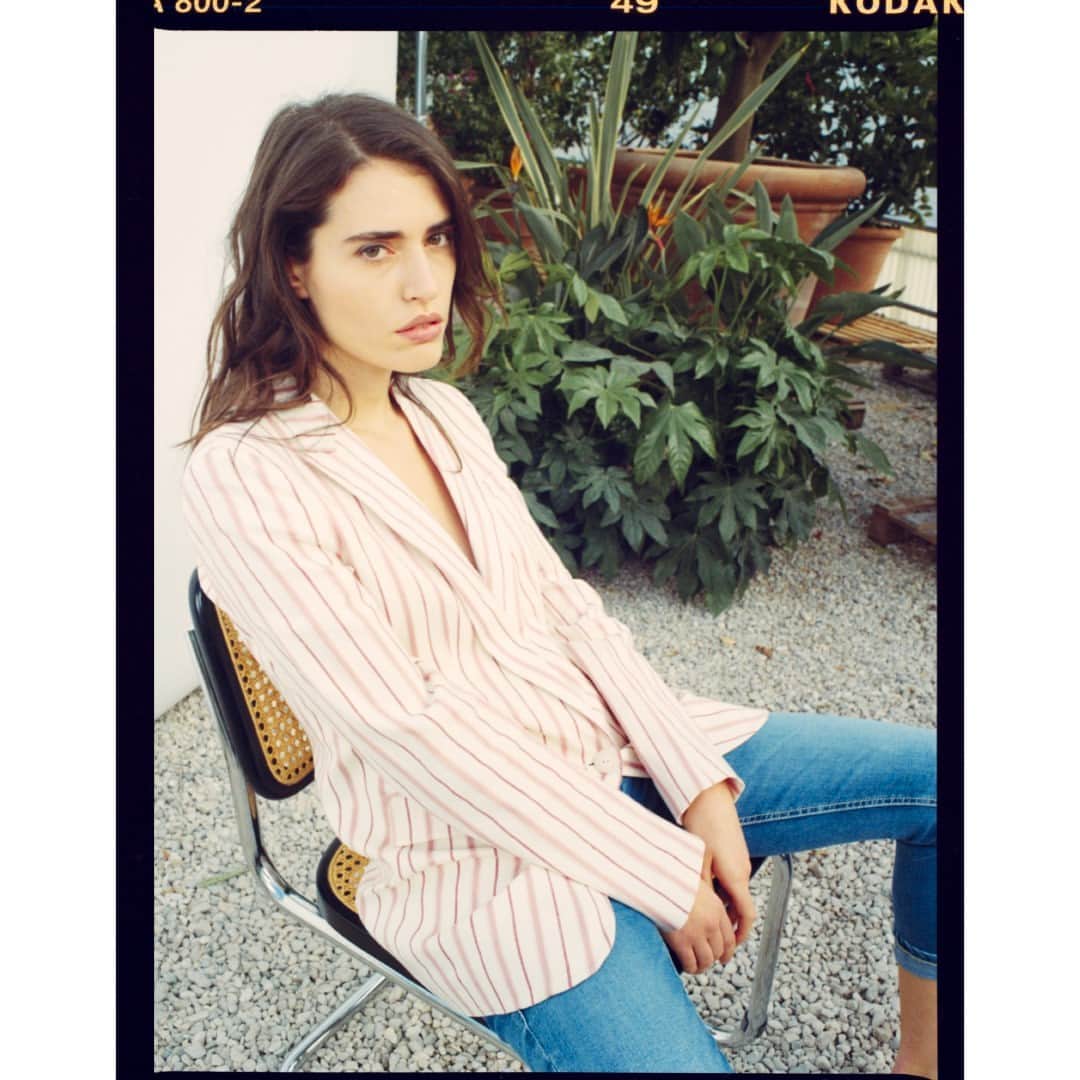 ドンダップのインスタグラム：「New season, new stripes #DondupWoman #DondupSS21」