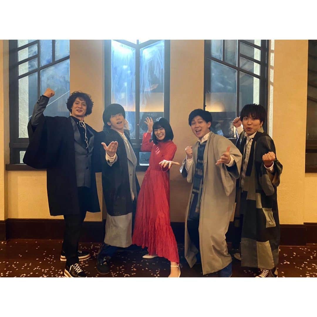 吉田美月喜のインスタグラム：「. sumikaさんの「祝祭」MVに出演させていただきました。 inゼリーのCMで聴いた時からこの曲の力強さに感動しました。 本当に嬉しいです。 是非ご覧ください！  #sumika さん #素敵な方々でした☺︎ #祝祭 #吉田美月喜」