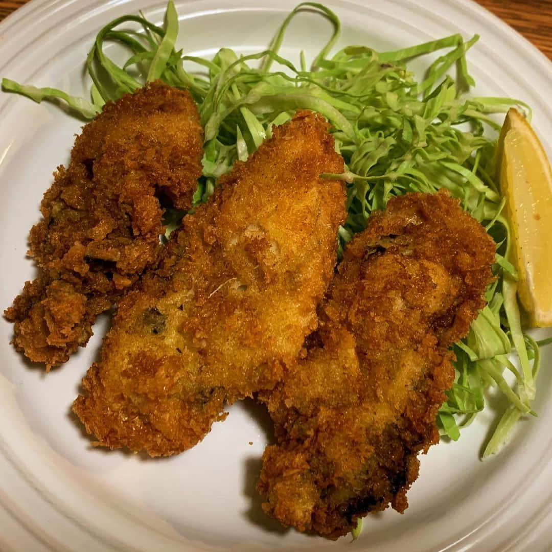 竹井亮介のインスタグラム：「2021年2月26日。 カキフライとポトフ。 #とっつぁん料理」