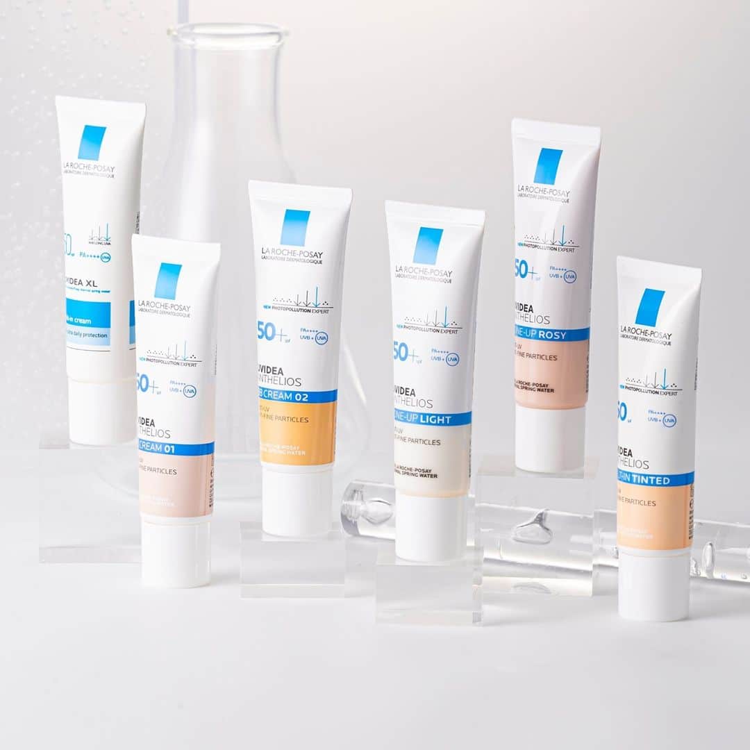 LA ROCHE-POSAY JAPAN ラロッシュポゼのインスタグラム：「＼ 毎日の紫外線対策にUVイデアXL／ . マスク着用で、メイク崩れ・マスク焼けが気になる方にオススメしたいのがUVイデアシリーズ。 . UVイデア XL プロテクショントーンアップシリーズは、春先に悩む方も多い、花粉バリアテクノロジーを搭載。花粉からも肌を守ります。 UVイデア XL プロテクショントーンアップ：くすまない透明感肌を演出 UVイデア XL プロテクショントーンアップ ローズ ：ピンクの色で、素肌のような透明感を演出 . BBクリームは、UVイデア XL プロテクションBB。ライトとナチュラルの2色展開で、1本で日やけ止めからベースメイクまで、お使いいただけます！メイク落とし不要で、洗顔料で落とせるのも、おすすめポイント✨ . 日やけ止め・化粧下地は、4種類。なりたい肌に合ったものをお使いくださいね。 UVイデア XL ティント：ピンクベージュの色で、肌の色ムラをナチュラルにカバー UVイデア XL：どんなベースとも相性がよく合わせやすい .  詳細はwebサイトから、ぜひチェックしてみてくださいね🌿 ただいま期間限定で公式オンラインショップ、全品送料無料キャンペーンを実施✨ . UVイデア XL プロテクショントーンアップ ローズ  30mL  3,740円(税込） UVイデア XL プロテクショントーンアップ  30mL  3,740円 (税込) UVイデア XL プロテクションBB  01：ライト  02：ナチュラル30mL 3,740円（税込） UVイデア XL ティント 30g 3,740円（税込） UVイデア XL 30g 3,740円（税込）  #ラロッシュポゼ #larocheposay #トーンアップ #トーンアップUV #ピンクのトーンアップUV #置き画 #化粧下地 #トーンアップUV派  #コスメマニア #コスメ購入品 #おすすめコスメ #ツヤ肌メイク #ツヤ肌 #コスメレビュー #冬コスメ #冬メイク」
