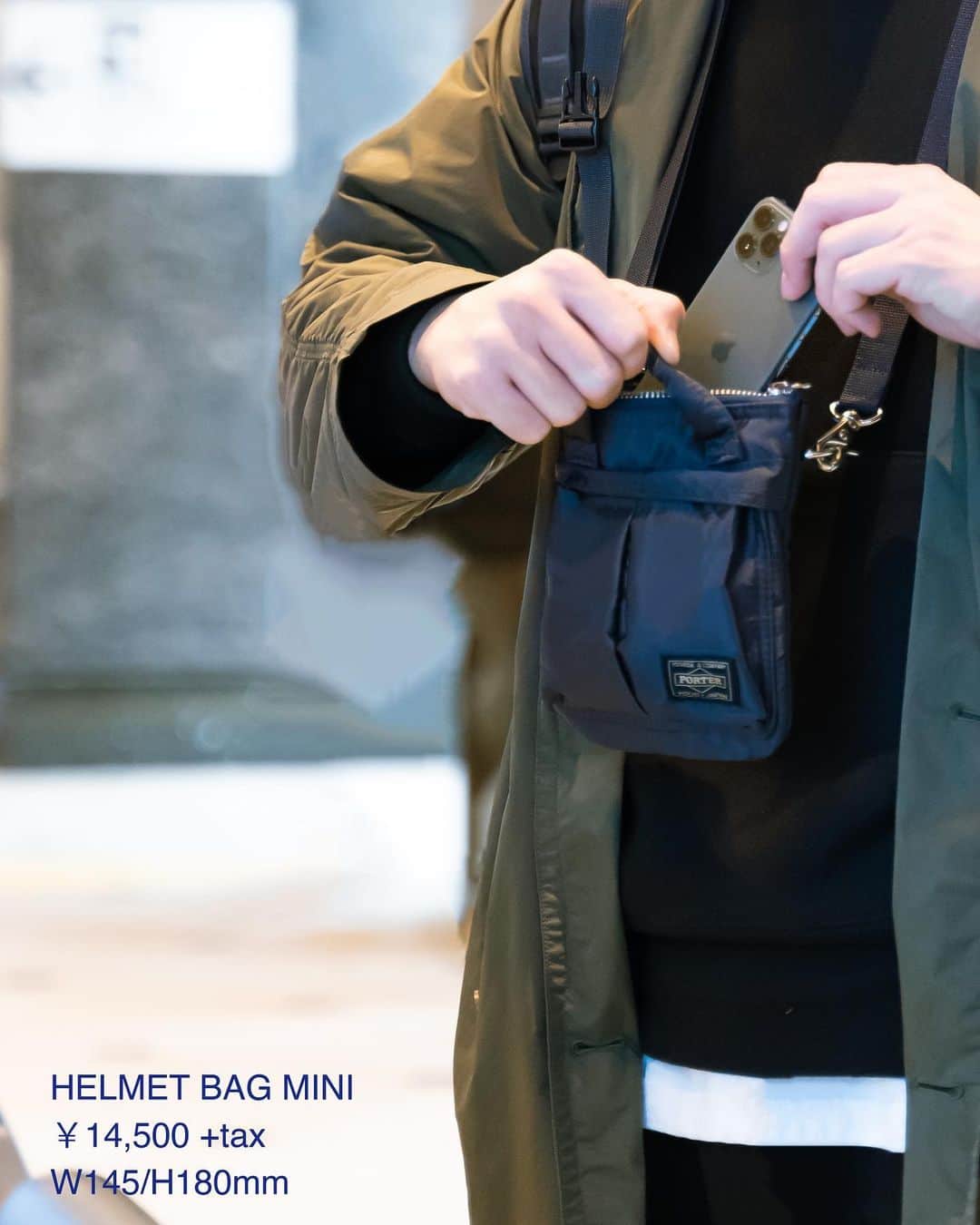 のインスタグラム：「﻿ SHOP ORIGINAL﻿ HOWL﻿ ﻿ 2WAY HELMET BAG MINI﻿ No.381-18157﻿ ¥14,500+tax﻿ W145/H180mm﻿ ﻿ 吉田カバンの人気アイテムをミニサイズにアレンジしたシリーズ。﻿ ﻿ ヘルメットバッグはハンドルによる手持ちや、ストラップを使った肩掛けで持ち運ぶことができます。ベルクロ付きの前ポケットは、貴重品の収納に便利です。﻿ ﻿ こちらの商品は吉田カバンオフィシャルオンラインストアでも好評発売中です。﻿ ﻿ ※各店の営業時間は下記をご確認ください。﻿ PORTER STAND SHINAGAWA STATION﻿ 8:00〜22:00（土日祝21:00）﻿ PORTER STAND TOKYO STATION﻿ 8:00〜21:00﻿ PORTER STAND KYOTO﻿ 10:00〜18:30﻿ ﻿ #yoshidakaban #porter #luggagelabel #madeinjapan #japan #porterstand #shinagawa #tokyo #kyoto #ps #howl #minimum #shoulderbag #helmetbag #daypack #2way #gift #limited #exclusive #travel #吉田カバン#ポーター #ポータースタンド #品川 #東京 #京都 #限定 #駅ナカ #産寧坂」