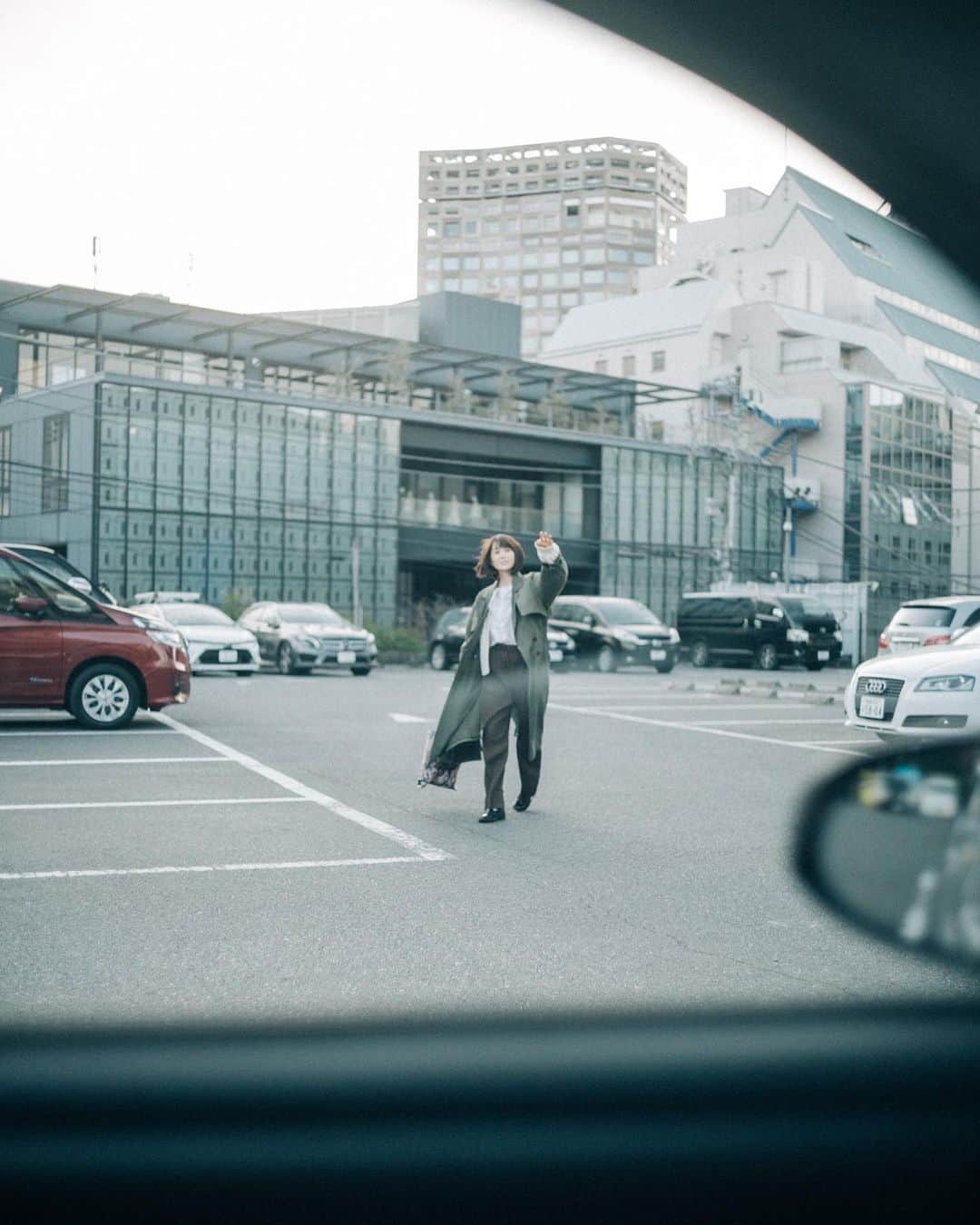 吹越ともみさんのインスタグラム写真 - (吹越ともみInstagram)「#金曜日のフキコシトモミ ㅤㅤㅤㅤㅤㅤㅤㅤㅤㅤㅤㅤㅤ ㅤㅤㅤㅤㅤㅤㅤㅤㅤㅤㅤㅤㅤ ㅤㅤㅤㅤㅤㅤㅤㅤㅤㅤㅤㅤㅤ #今週もお疲れ様でした #少しばかり #春の #気配に #浮き足立つ #フキ蔵心の俳句 #🌷#🚙#🌷#🚙#💨」2月26日 21時14分 - fukitomo