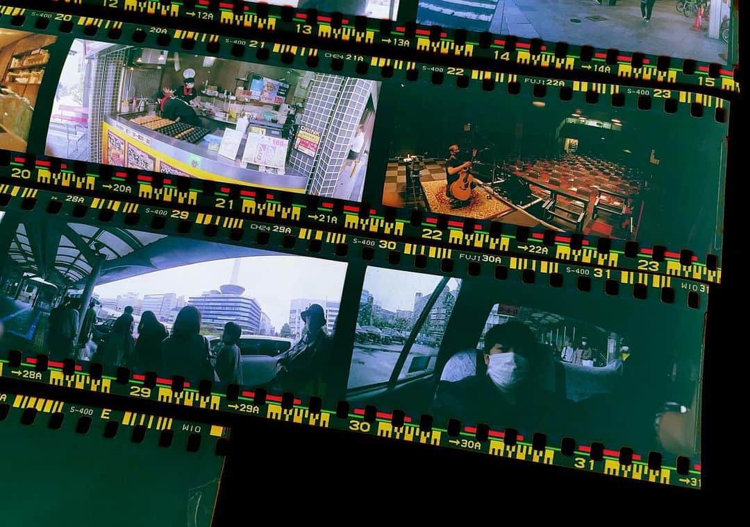 尾崎裕哉のインスタグラム：「ツアーの思い出 #widelux #filmphotography #oms2020 #大阪 #京都 #fbf」