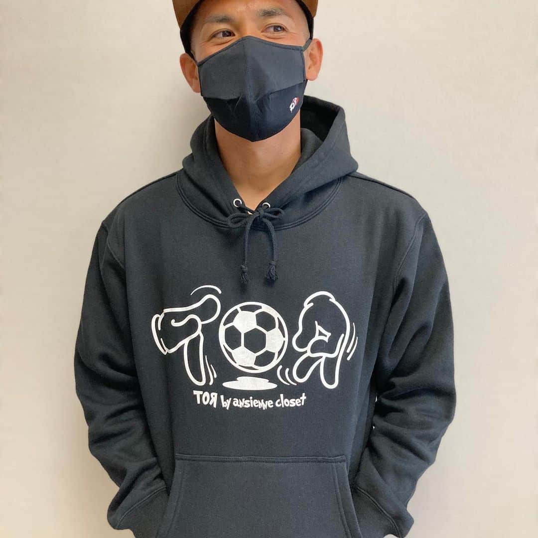 のインスタグラム：「@torbyansienne_closet  のパーカーとマスク可愛いので 皆さんも是非😎 Tシャツで親子コーデもできますよ！ ↓ tor0204 クーポンコード 3月15日まで10%OFF になります。」