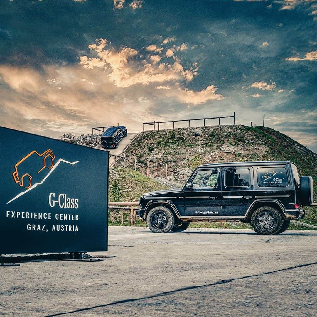 Mercedes AMGさんのインスタグラム写真 - (Mercedes AMGInstagram)「Get to know the latest AMG models and put them through their paces on the picturesque roads of Austria.  As part of the "Up & Down in Graz" event, this one-of-a-kind #AMGexplorer program not only takes you to the G-Class Experience Center, but you'll also enjoy plenty of highlights along the way.  If this sounds like music to your ears, reserve your seat today. amg4.me/AMGExperiences5_ig  All services are provided by AMG Experiences GmbH.  #MercedesAMG #DrivingPerformance #AMGexperiences #WorldsFastestFamily」2月26日 22時00分 - mercedesamg