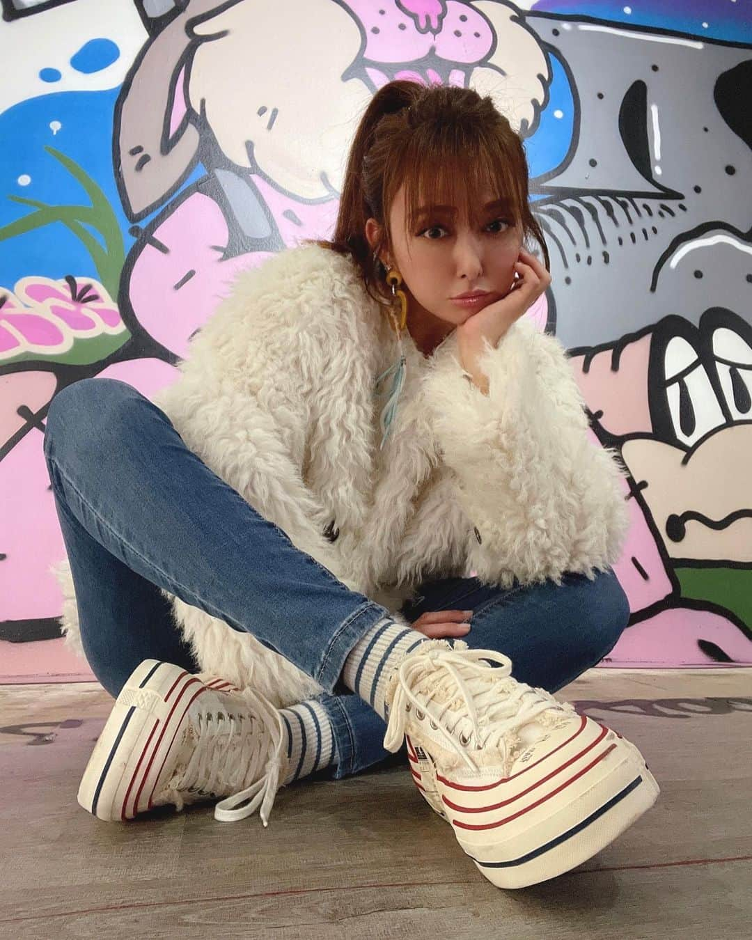 千田愛紗さんのインスタグラム写真 - (千田愛紗Instagram)「Love my new shoes🤟🏻❤️  Shoes: @xvessel_official」2月26日 21時54分 - aisa1108