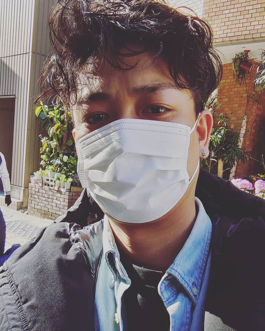 中村昌也のインスタグラム：「か、花粉症に効く薬下さい😣今年は特にヒドイ😣」
