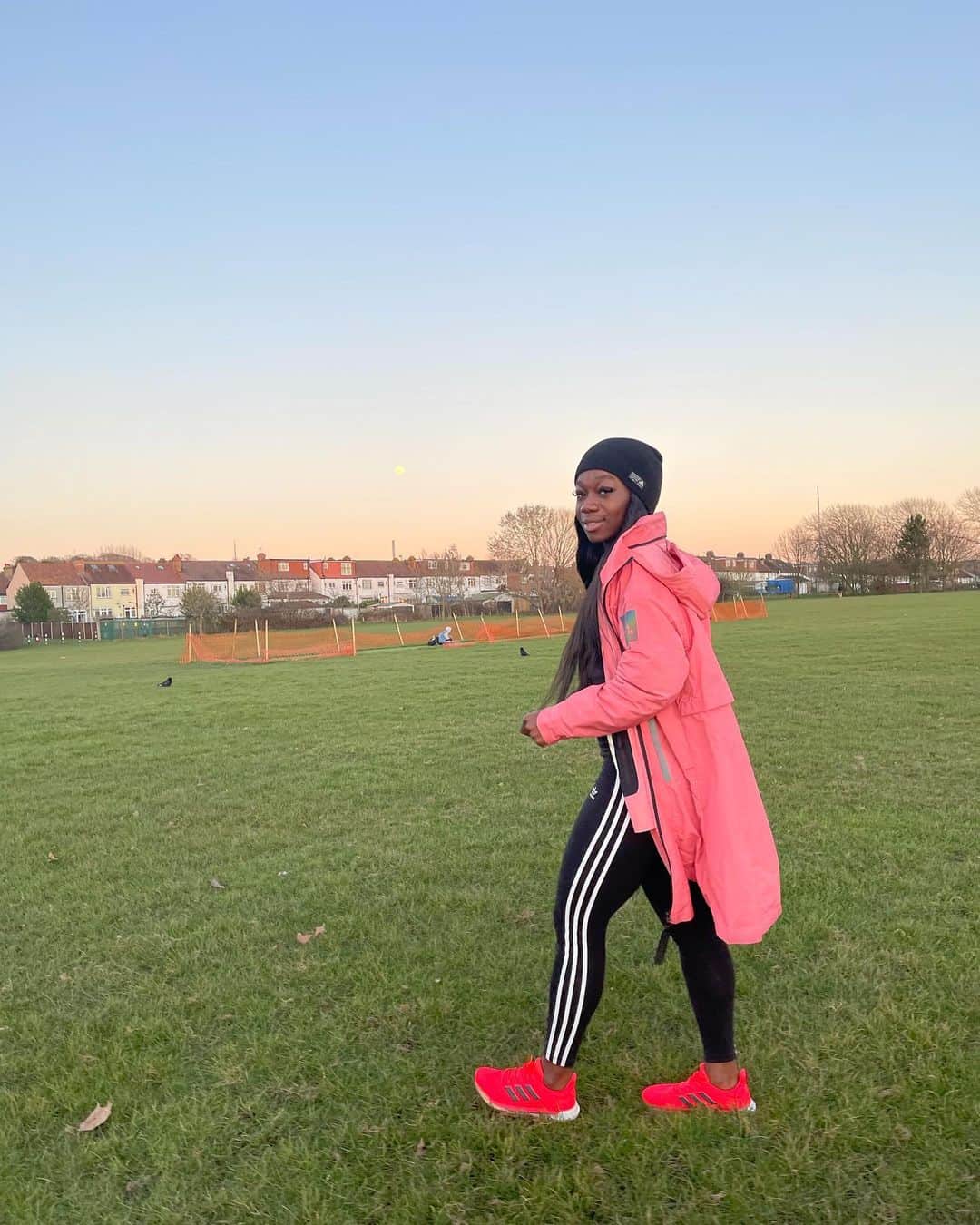 Kristal AWUAHさんのインスタグラム写真 - (Kristal AWUAHInstagram)「Beautiful day today for a nice stroll in the park on my rest day, wearing my @adidasterrex jacket,and we all know pink is a bit of me ☺️  #4in1 functionality✅🤩  #adidasmyshelter  #createdwithadidas  #windrdy」2月27日 3時29分 - kristalawuah