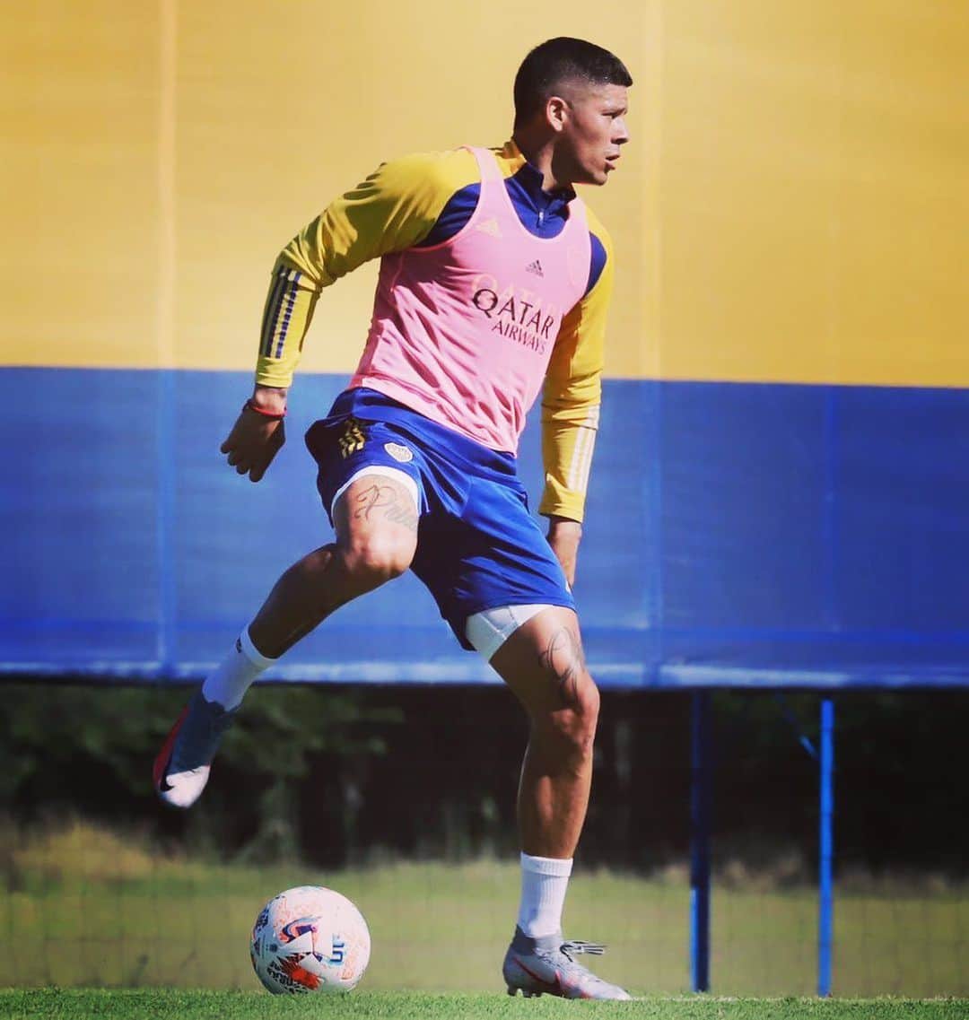 マルコス・ロホのインスタグラム：「Seguimos @bocajrsoficial」