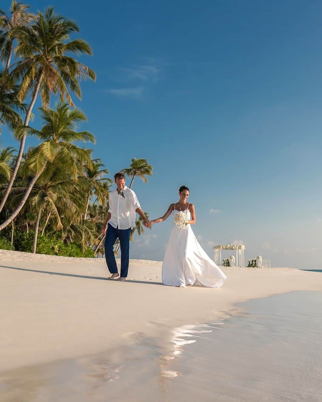 Velaa Private Islandのインスタグラム：「Where did you celebrate your 'I do' moment? #VelaaMoments #VelaaPrivateIsland」