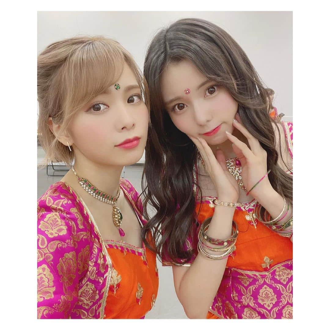 大森莉緒さんのインスタグラム写真 - (大森莉緒Instagram)「・ ・ メンバーとのお写真😋🧡❤ ・ ・ #大森莉緒 #おーりお #おりおんず #ラストアイドル #西村歩乃果 #畑美紗起 #ボリウッド #instagood #instapic #instaphoto #good #bollywood #좋아요 #셀카 #셀카그램 #추억 #먹스타그램」2月26日 22時06分 - rio.ohmori