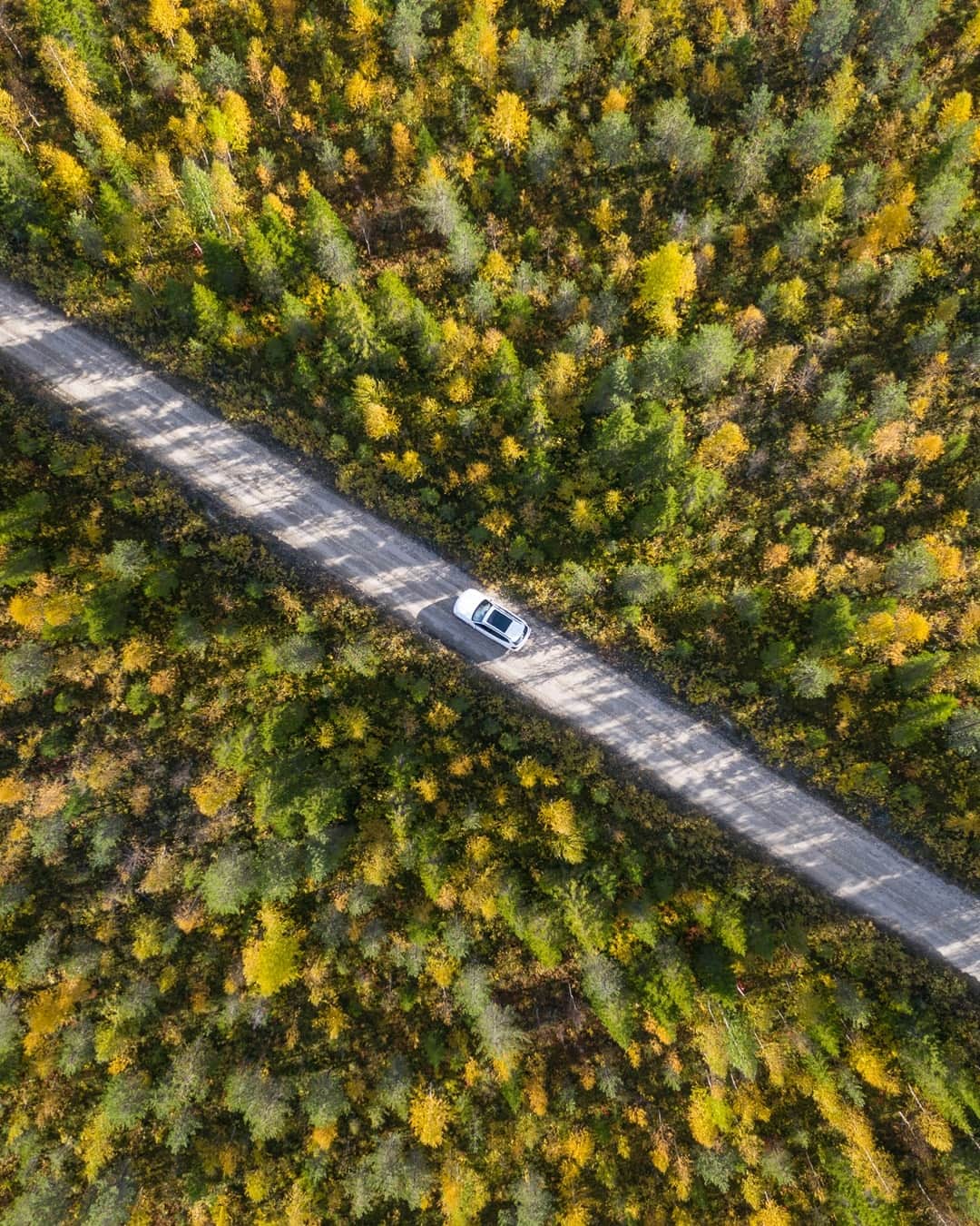 BMWのインスタグラム：「On the road again.  The BMW X3. #TheX3 #JoyElectrified #PluginHybrid #Hybrid #PHEV #BMW #BMWrepost @thetravelbook  __ BMW X3 xDrive30e: Fuel consumption weighted combined in l/100km: 2.4–2.1 (NEDC); 2.5–1.9 (WLTP), CO2 emissions weighted combined in g/km: 54–48 (NEDC); 58–43 (WLTP), Power consumption weighted combined in kWh/100km: 16.9–16.3 (NEDC); 27.0–24.7 (WLTP). Further information: www.bmw.com/disclaimer」