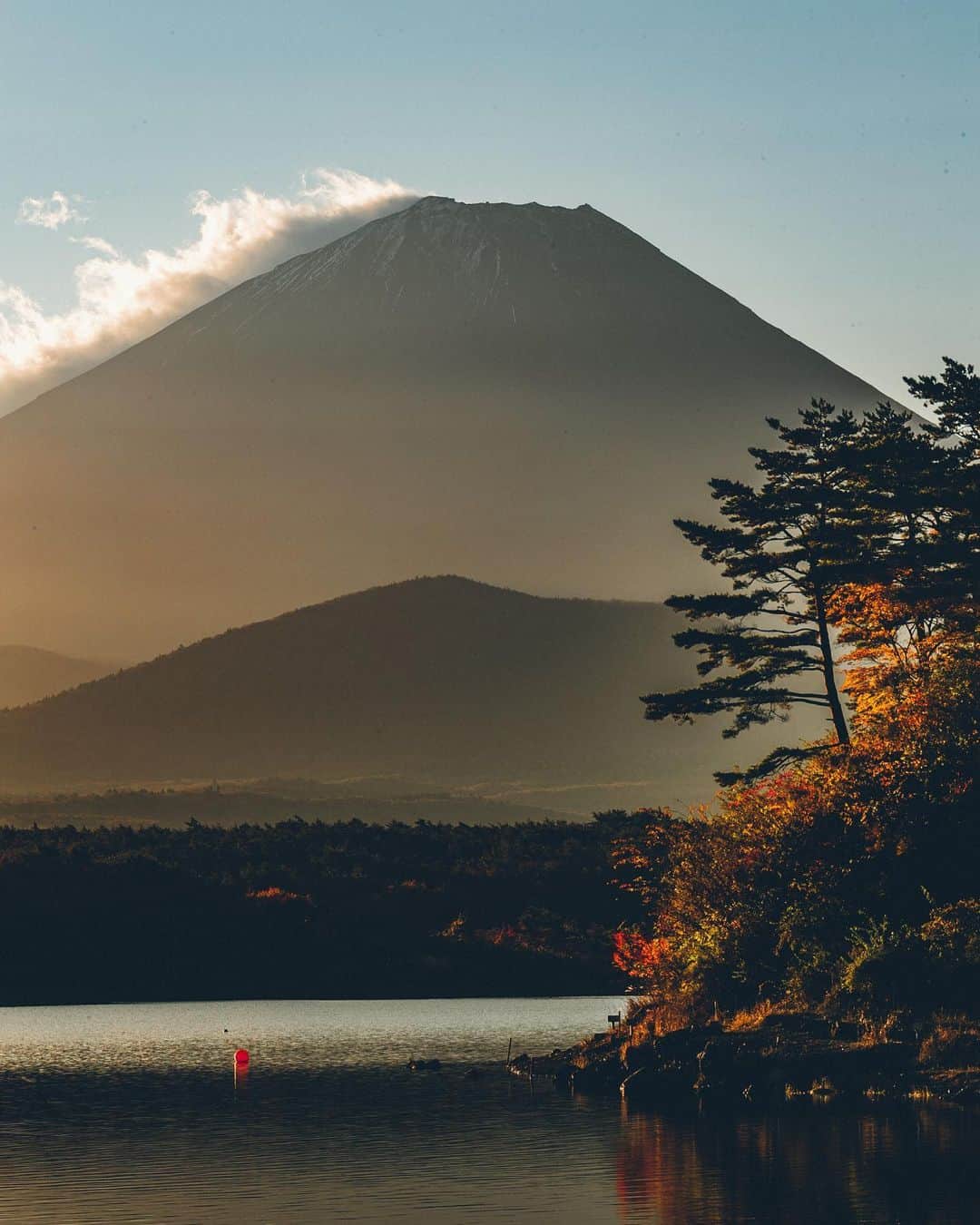 Yuma Yamashitaのインスタグラム：「#hellofrom Mt.Fuji #inspirationcultmag」