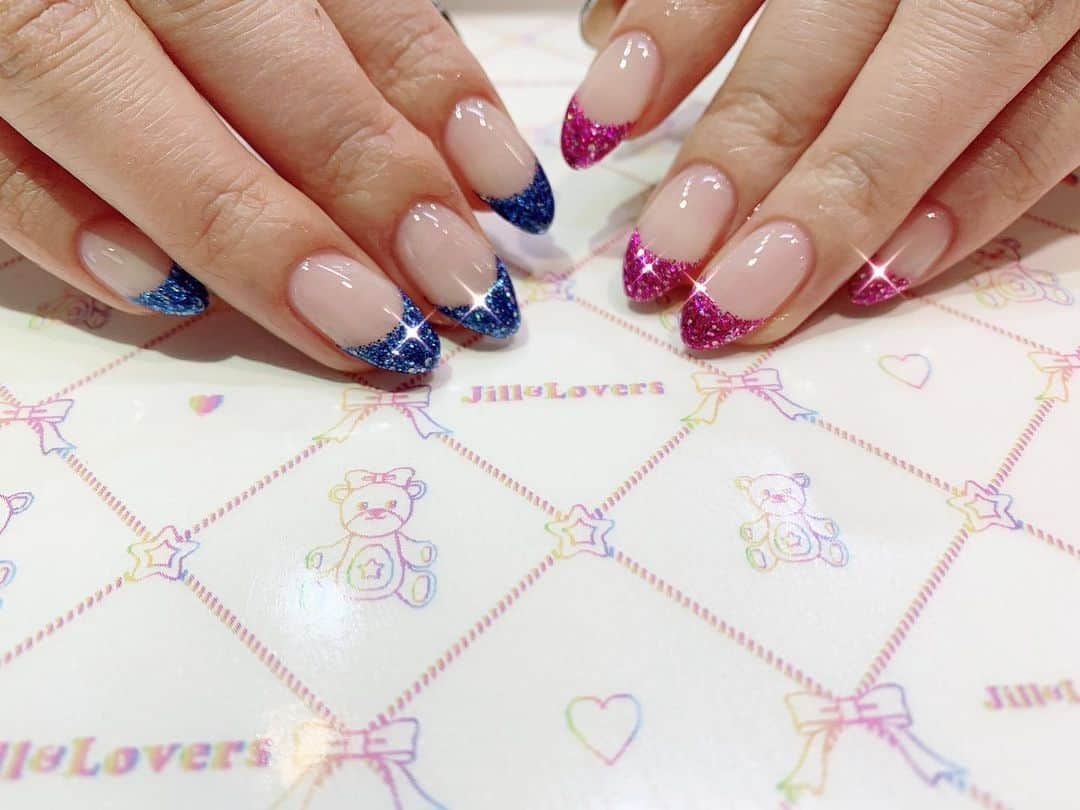 mamijinguさんのインスタグラム写真 - (mamijinguInstagram)「💙💖  #jillandlovers #nail #nailart #paragel #gelneil#gel #ネイル #ネイルアート #me #look #love #かわいい」2月26日 22時57分 - mamijingu