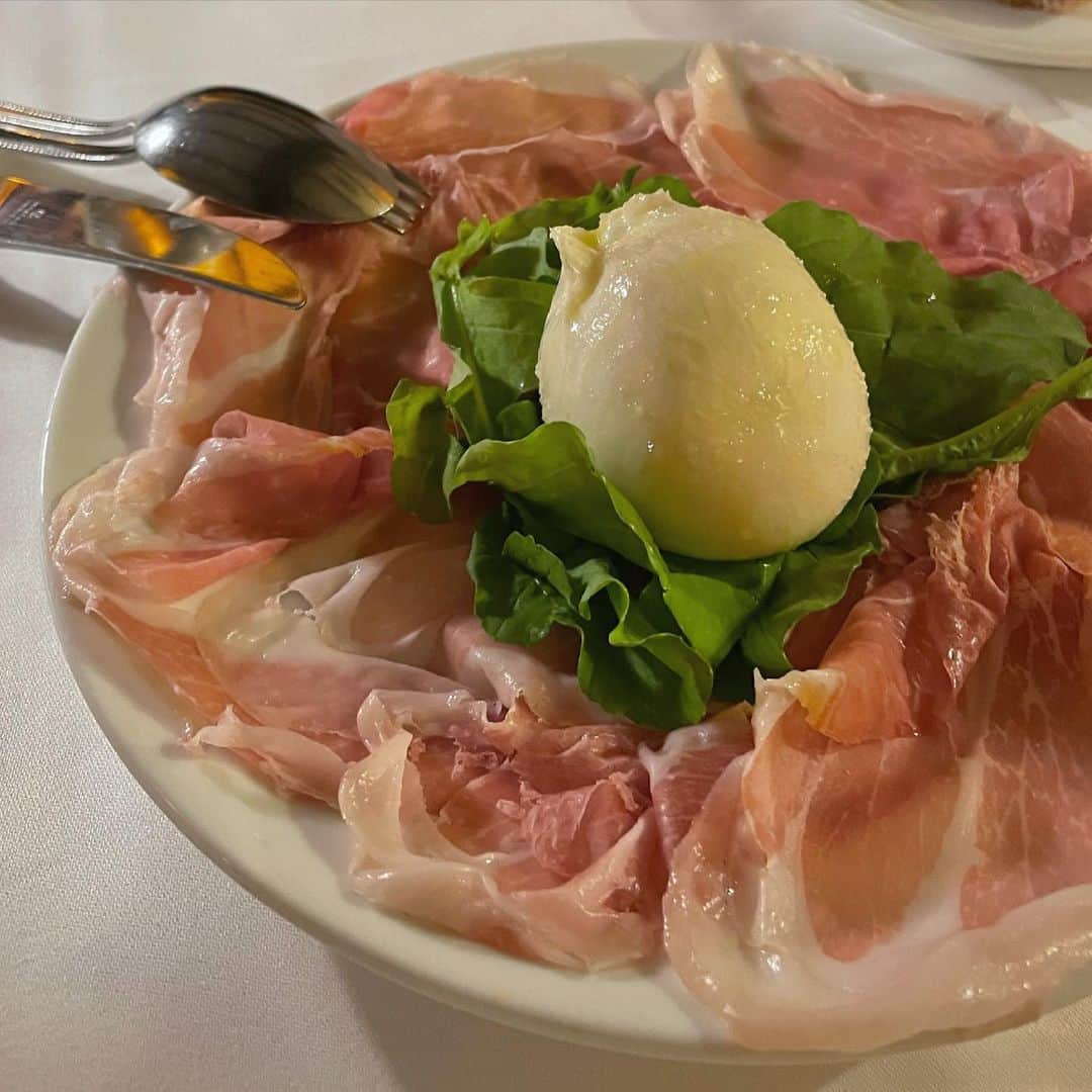のインスタグラム：「いつかの🤤💛」