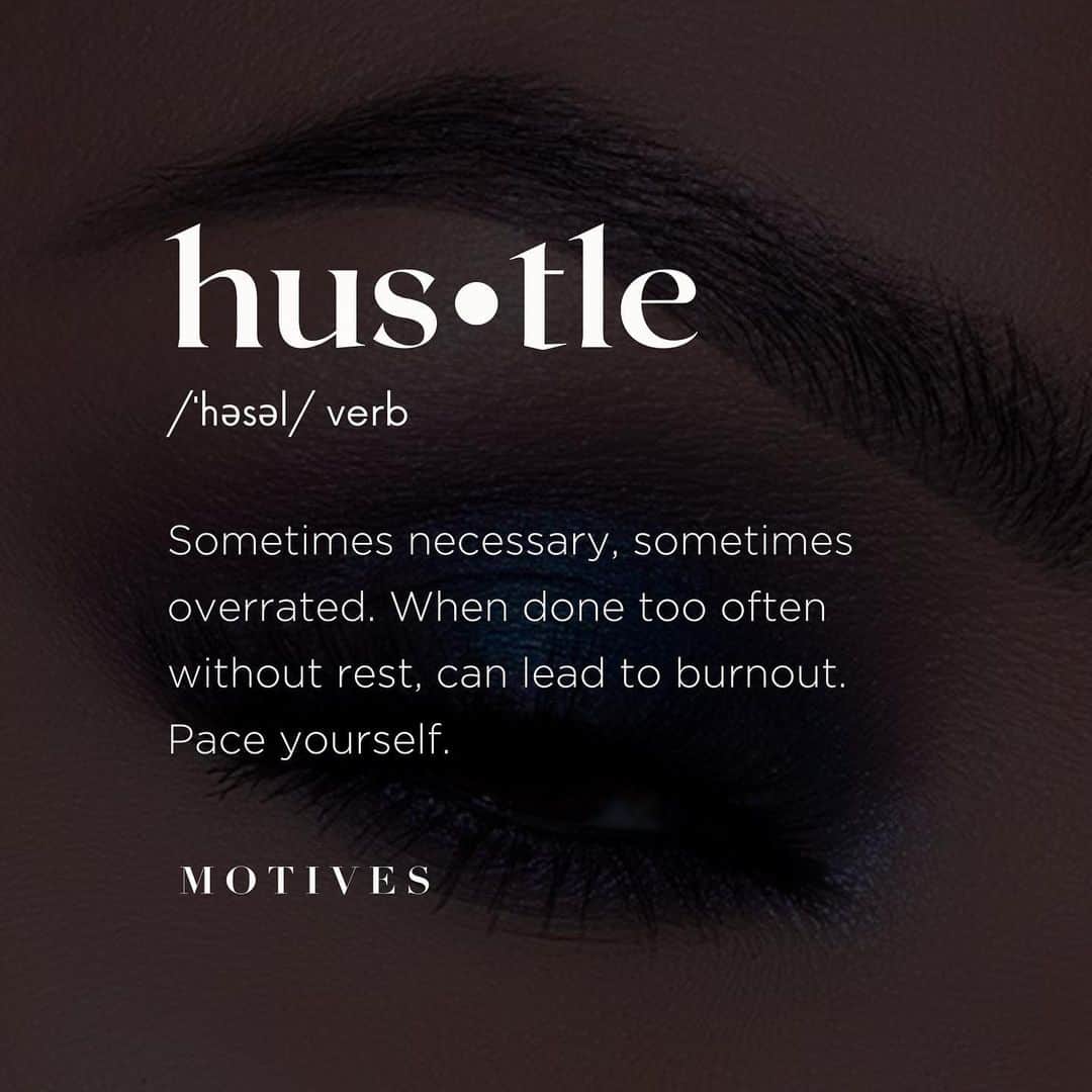 のインスタグラム：「Hustle for your dreams, focus on your why and always remember that it’s not a race. 🖤 #motivescosmetics」