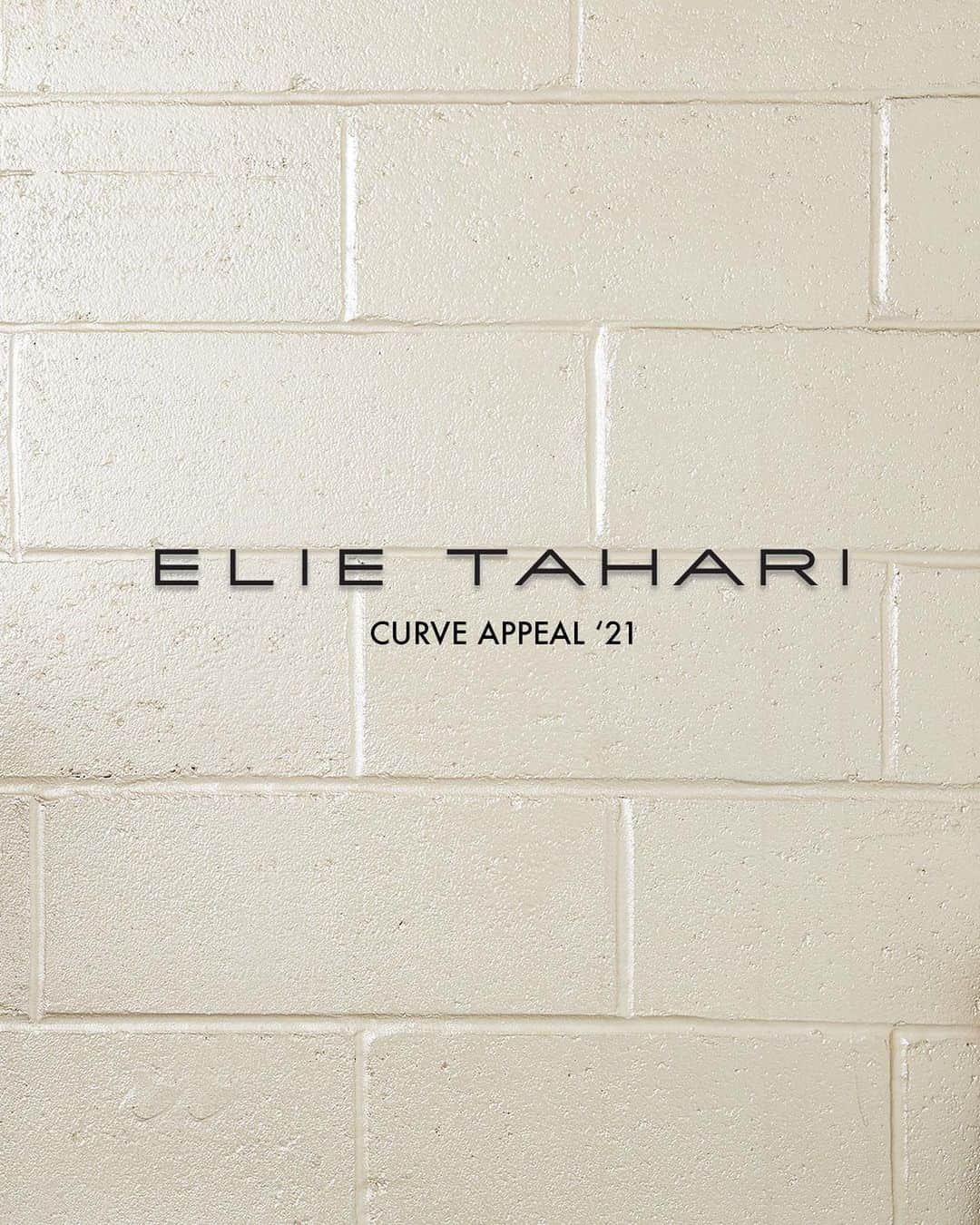 のインスタグラム：「Rule of the day: Get yourself a little black dress! Scroll for more!   🖤🖤 Want a discount? 🖤🖤  🚨Use code: BESTDRESS at checkout for 40% off!  Tap to shop!  #elietahari #weekendvibes」