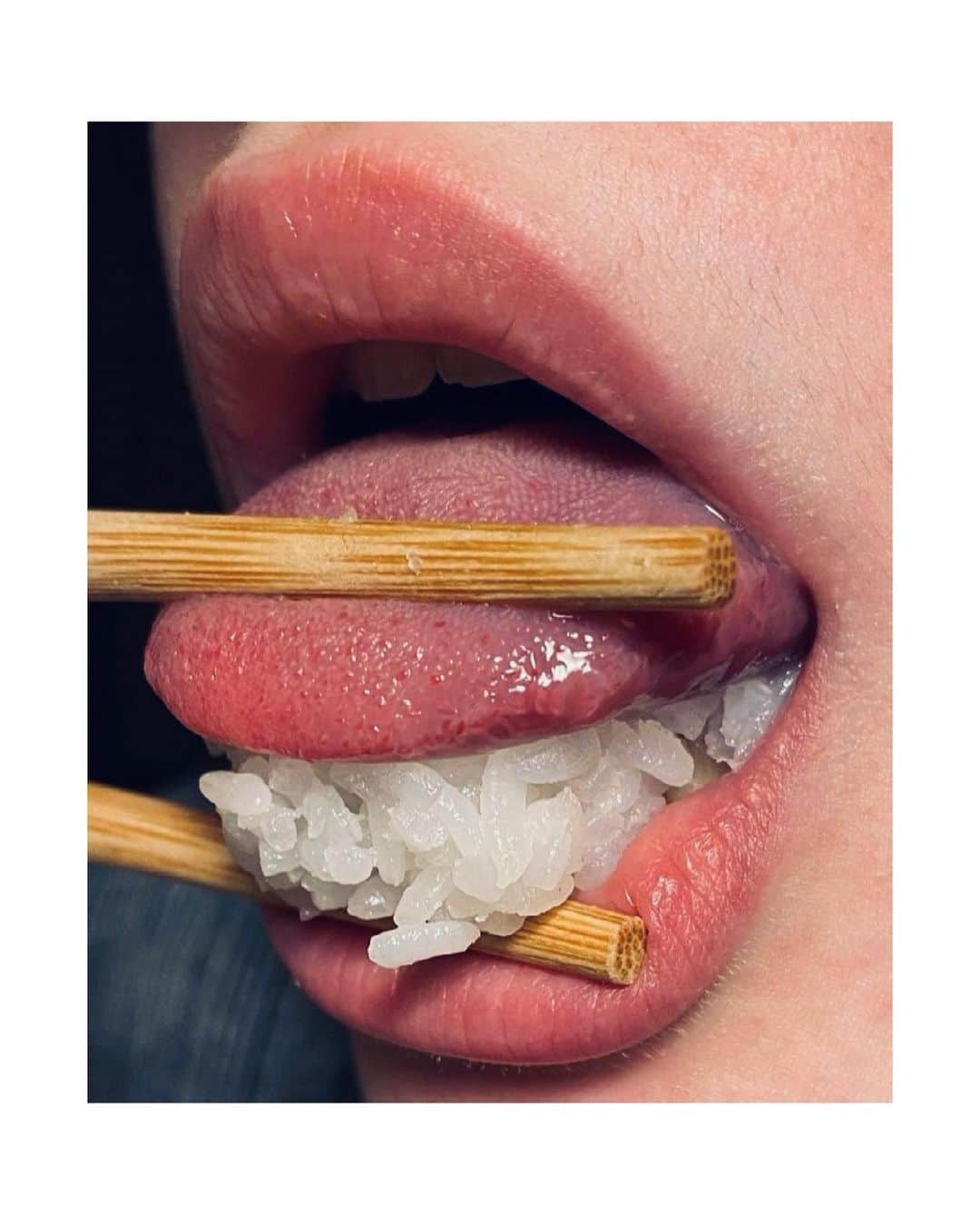 ジュリアナ・パエスのインスタグラム：「Sextou hein!!!!!」