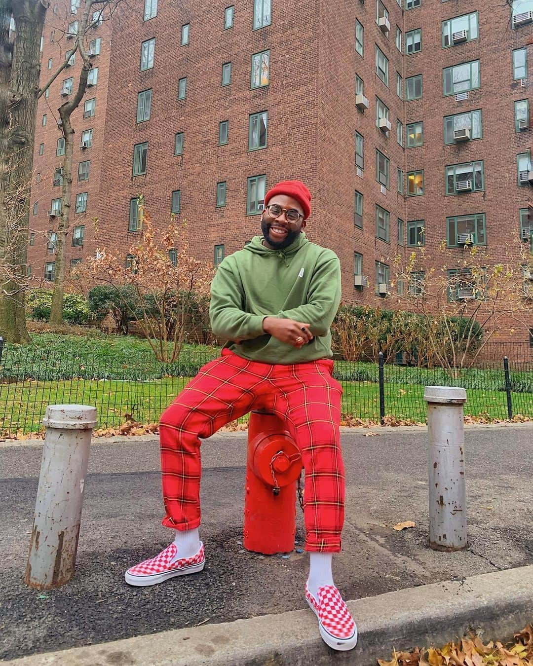 vansさんのインスタグラム写真 - (vansInstagram)「Blending in while standing out: @McarthurJoseph dips into the archives in the Blur Check Slip-On. Find your new favorite pair at vans.com」2月26日 23時49分 - vans