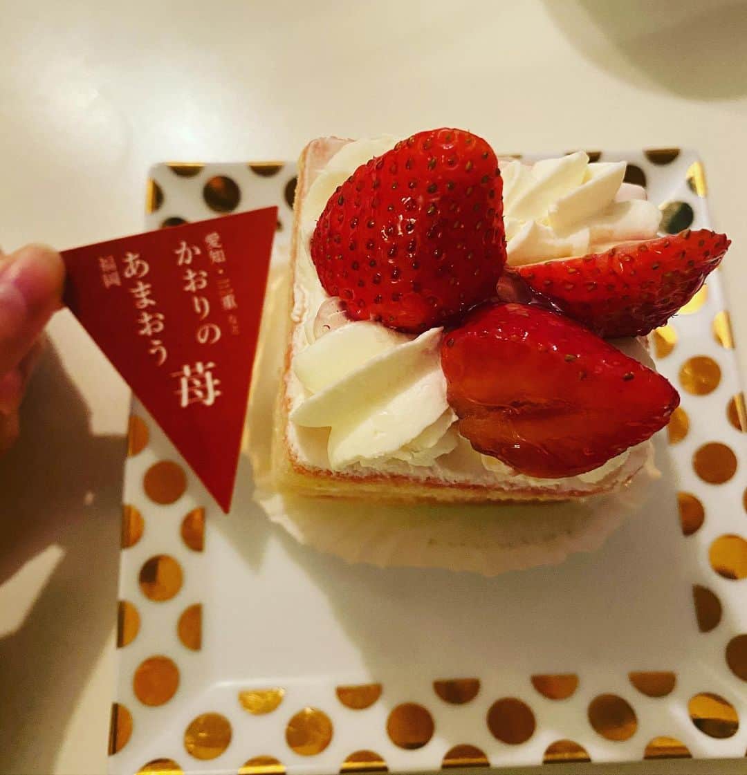 仮谷せいらのインスタグラム：「非常にうまたんでした🍰🤎  #foundry」