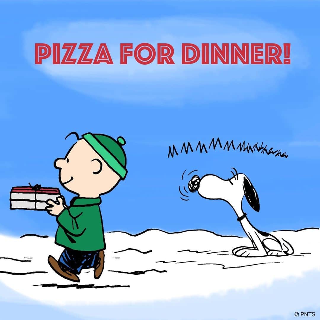 スヌーピーのインスタグラム：「Friday nights are for pizza! 🍕 What is your go-to Friday night dinner?」