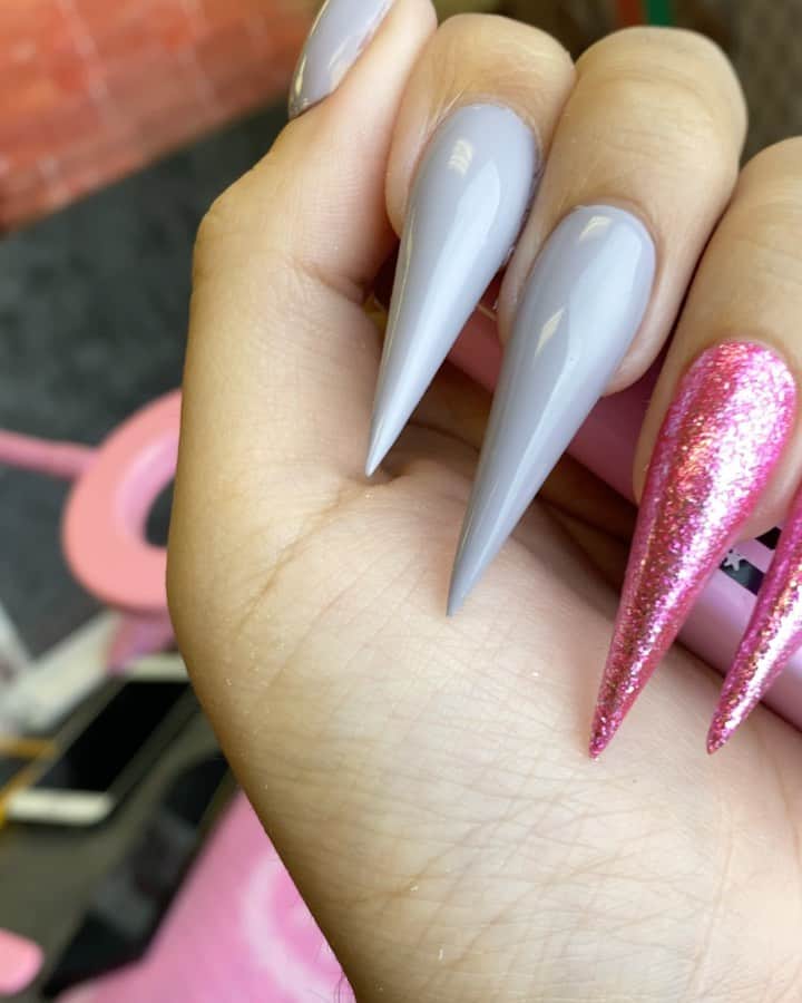 Max Estradaのインスタグラム：「Enailcouture.com extreme tapered stiletto 123go pre made gel nails and fun gel 70 & 71 like legit it’s Everything, made in America 🇺🇸 !  #ネイル #nailpolish #nailswag #nailaddict #nailfashion #nailartheaven #nails2inspire #nailsofinstagram #instanails #naillife #nailporn #gelnails #gelpolish #stilettonails #nailaddict #nail #💅🏻 #nailtech#nailsonfleek #nailartwow #네일아트 #nails #nailart #notd #makeup #젤네일  #glamnails #nailcolor  #nailsalon #nailsdid #nailsoftheday Enailcouture.com」