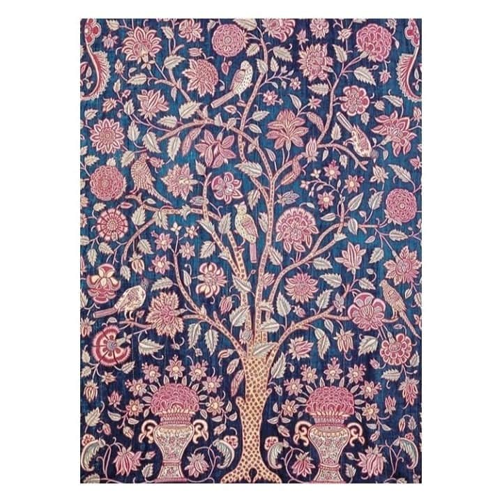 マッタのインスタグラム：「Welcome to our mood board of patterns, we hope you enjoy what we're going to be sharing 😍 ⁠ ...From the collection of The Victoria and Albert Museum in London」