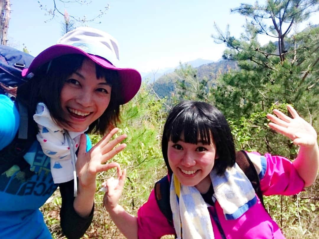 桜花さんのインスタグラム写真 - (桜花Instagram)「こんにちは🌷午後もナイスにゴーゴーです✨   御前山と菊花山へいった時の写真たち🗻🗻🗻🌷  秀麗富嶽十二景、緊急事態宣言が解除されたら今度は全部回りたいなと思っています✨  #秀麗富嶽十二景 #御前山  #菊花山 #富士山  #富士見 #山  #山登り #マウンテン」2月27日 12時42分 - mountainohka