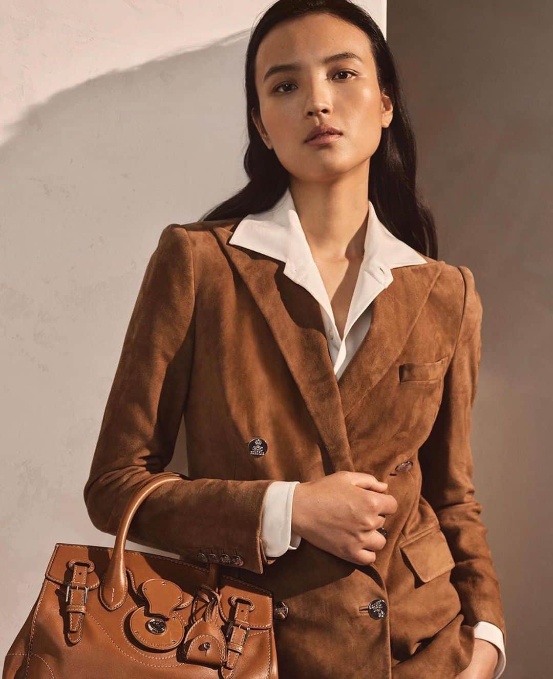のインスタグラム：「New collection for @ralphlauren 🤎🤎🤎」