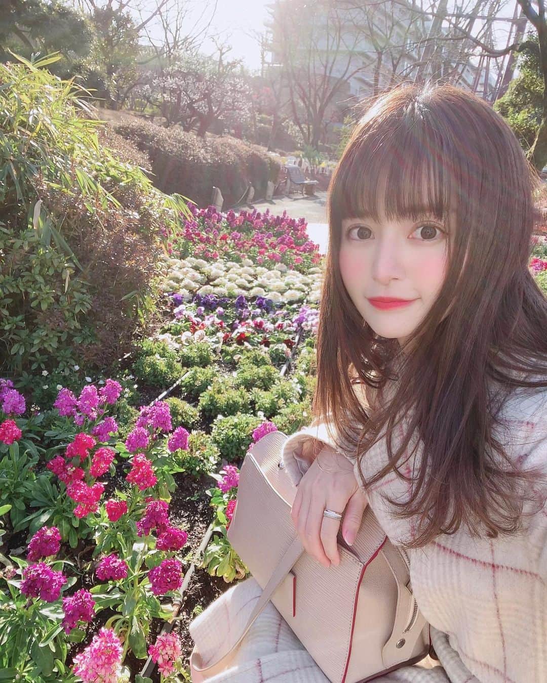 のインスタグラム：「こんにちは🧸 . 今日寒い〜❄️ あったかくして乗り切ろう♡ .」
