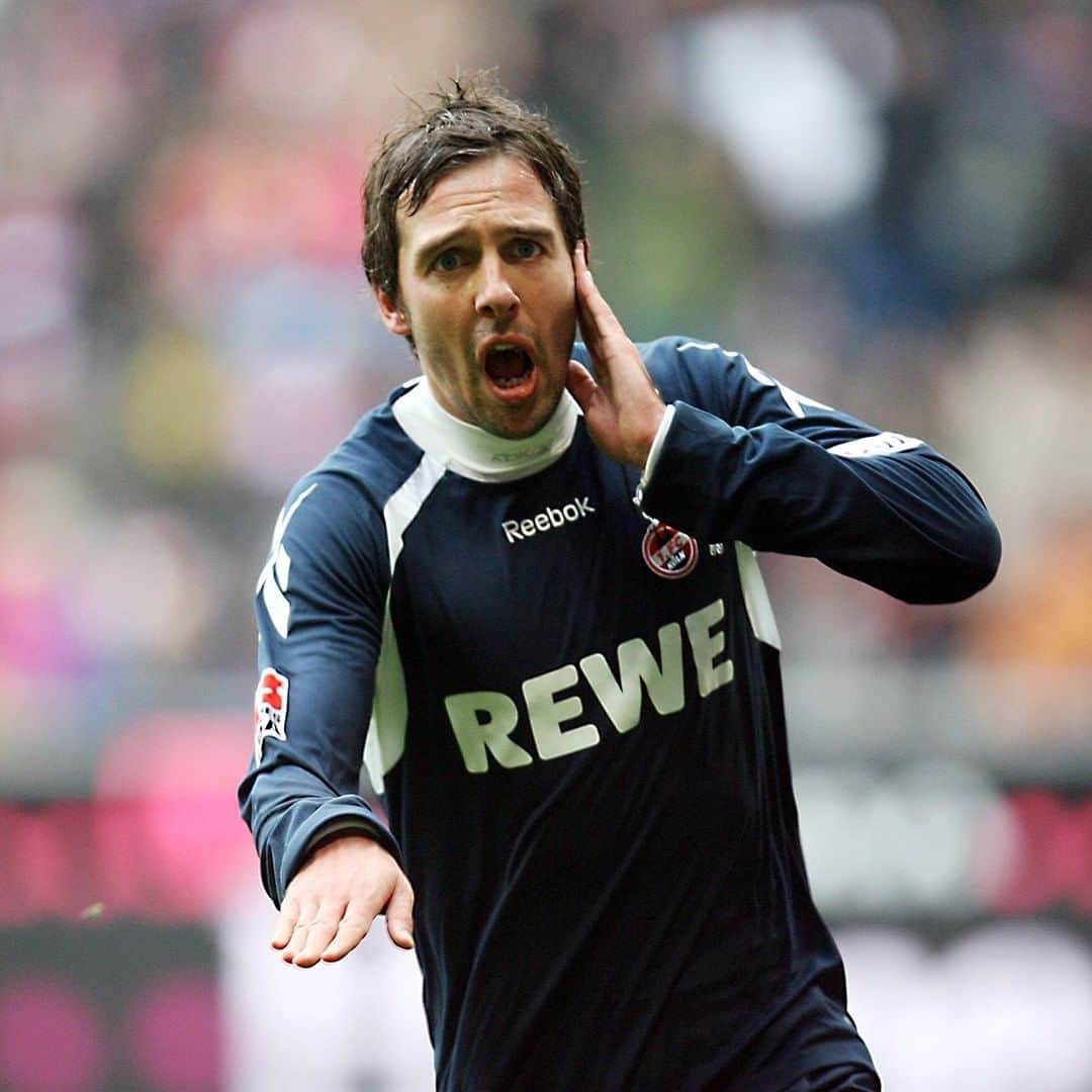 のインスタグラム：「Es ist wenige Tage vor Rosenmontag. Du fährst mit deinen Freunden zum Auswärtsspiel nach München. Du schaust mit 69.000 Fußballfans das Spiel FC gegen Bayern München im Stadion. Dein FC gewinnt mit 2:1. Das Leben ist schön. 🔴⚪ ___ präsentiert von @etoro_official」