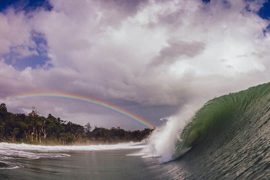 surflineさんのインスタグラム写真 - (surflineInstagram)「Did you know the other (Atlantic) side of Central America goes off during winter in the Northern Hemisphere? With Panama and Costa Rica ready to light up for the weekend, hit the link in bio to find out why and when they pump in a Caribbean-flavored 'Ask A Forecaster' with @kkortesurfline. 📷 : @miahklein」2月27日 4時01分 - surfline