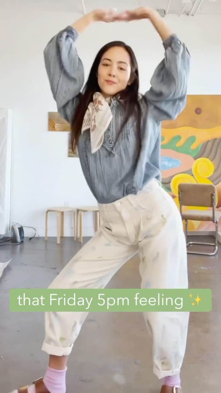 Anthropologieのインスタグラム：「☝️ Dancing into the weekend like... (moves brought to you by @camillamengstrom)」