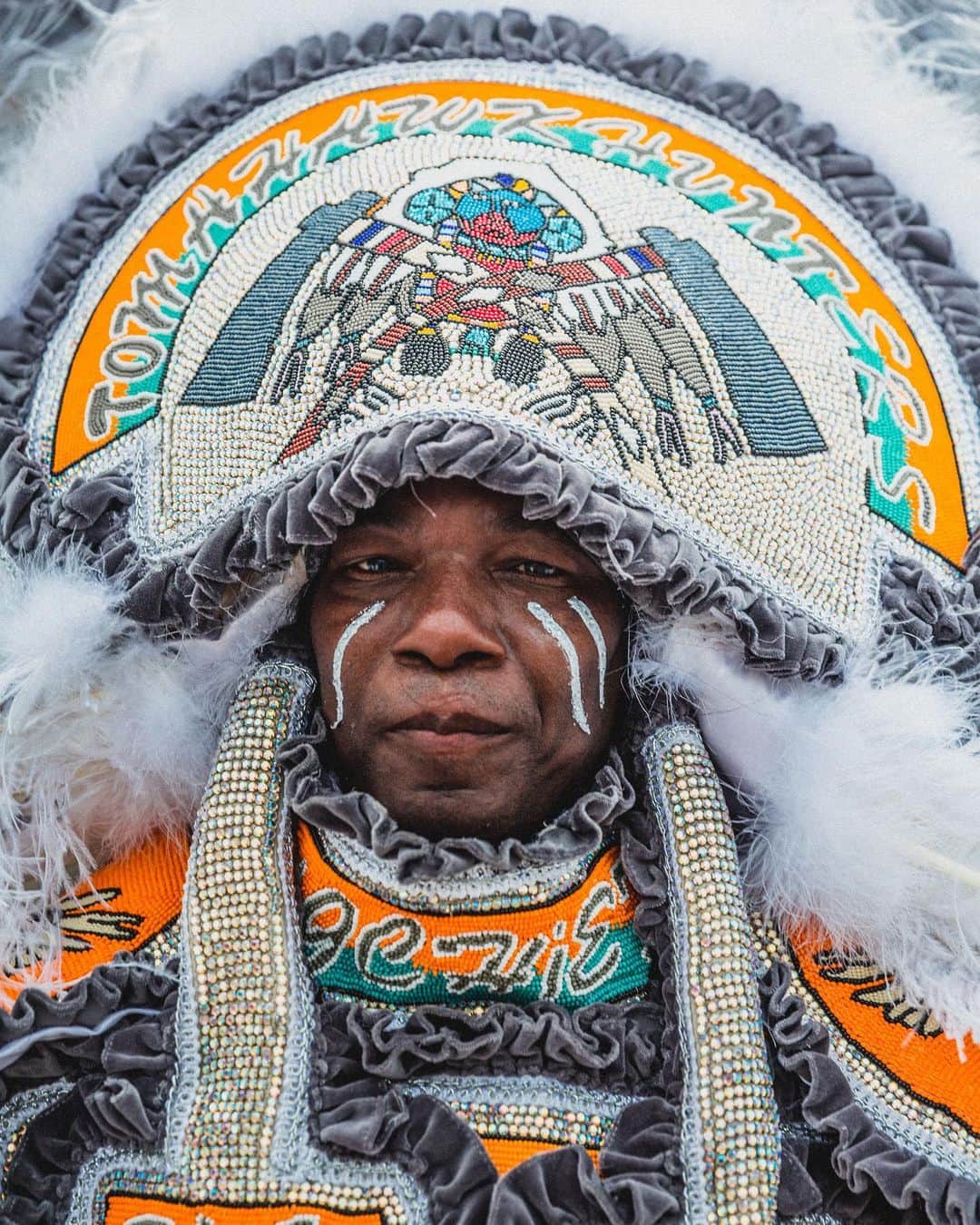 CANON USAさんのインスタグラム写真 - (CANON USAInstagram)「Photo by #CanonExplorerOfLight @lnweatherspoon  "During an impromptu trip to New Orleans for quiet time, I met a random man named Cowboy who told me about Super Sunday. During Mardi Gras, Indian tribes wear their colorful, masterfully made suits and march down the streets through various neighborhoods. You canʼt help but watch and be in awe of these handmade suits. The energy throughout the event can be felt through the numerous photos that were made that day, and this is one of many that I love."  📸 #Canon EOS 5D Mark III Lens: EF 24-70mm f/2.8L II USM」2月27日 6時15分 - canonusa