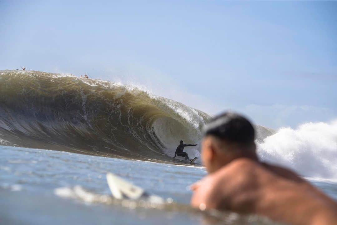 surflineさんのインスタグラム写真 - (surflineInstagram)「Earlier this week, legendary South African photographer @alanvangysen hit us up about chasing a special cyclone swell to Durban. Turns out, chasing cyclones is as tough as chasing hurricanes. (Note: we know they’re actually the same thing, just named differently in different places.) And Van Gysen ended up getting semi-skunked. He sent over what he did manage to score, and the pic above (as well as some lifestyle shots) made us ask: who’s the kid? (@ntokozosurprise2)  Hit the link in bio to find out.」2月27日 6時49分 - surfline