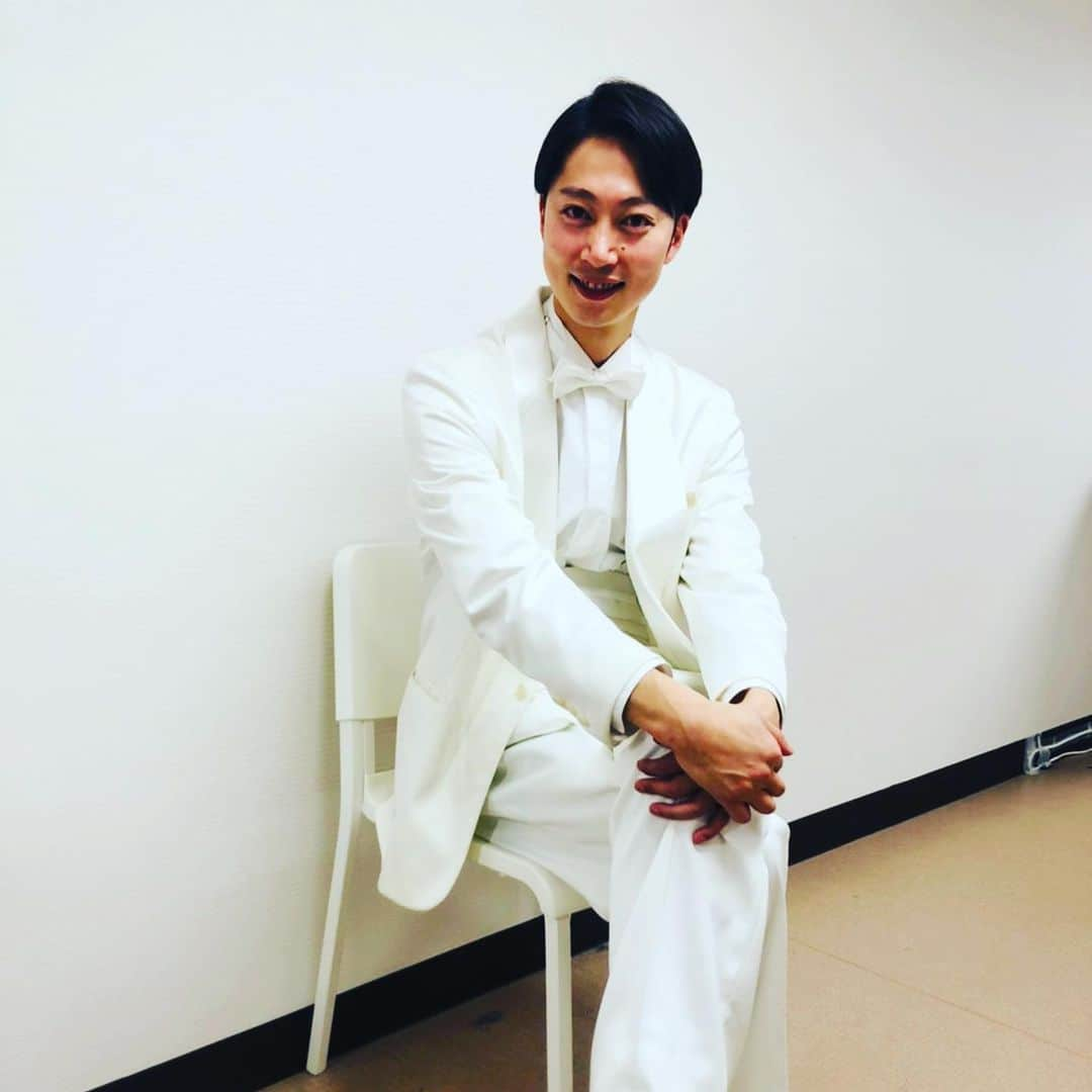 タカさんのインスタグラム写真 - (タカInstagram)「白タキシード金田」2月27日 8時02分 - taka.tkg