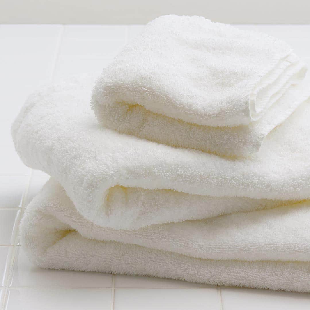 MUJI USAさんのインスタグラム写真 - (MUJI USAInstagram)「Absorbent, soft, and plush.   MUJI Bath and Face towels are available in various thicknesses and remain ever so absorbent and soft against the skin.   #muji #mujiusa」2月27日 8時05分 - mujiusa